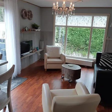 Chalet Eik הונדרלו